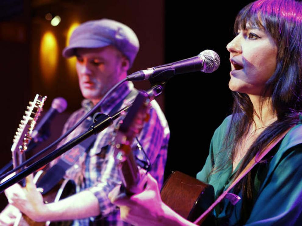 Eva Amaral y Juan Aguirre en concierto