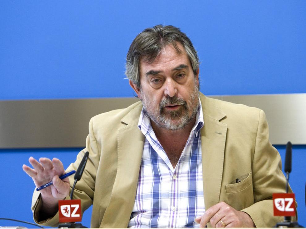 Juan Alberto Belloch, durante la rueda de prensa de esta mañana