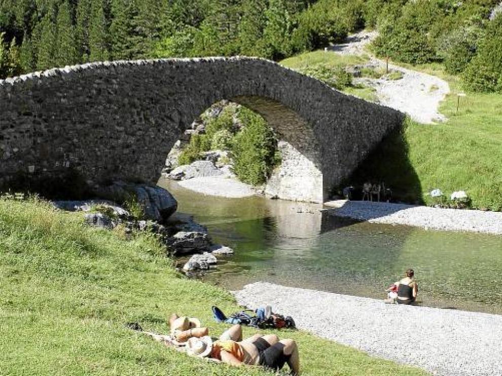 Las bajas temperaturas de julio han alejado a los turistas de Aragón
