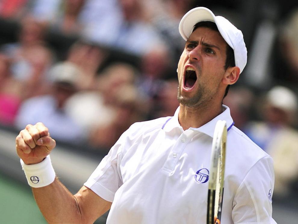 Djokovic celebra un tanto durante la final