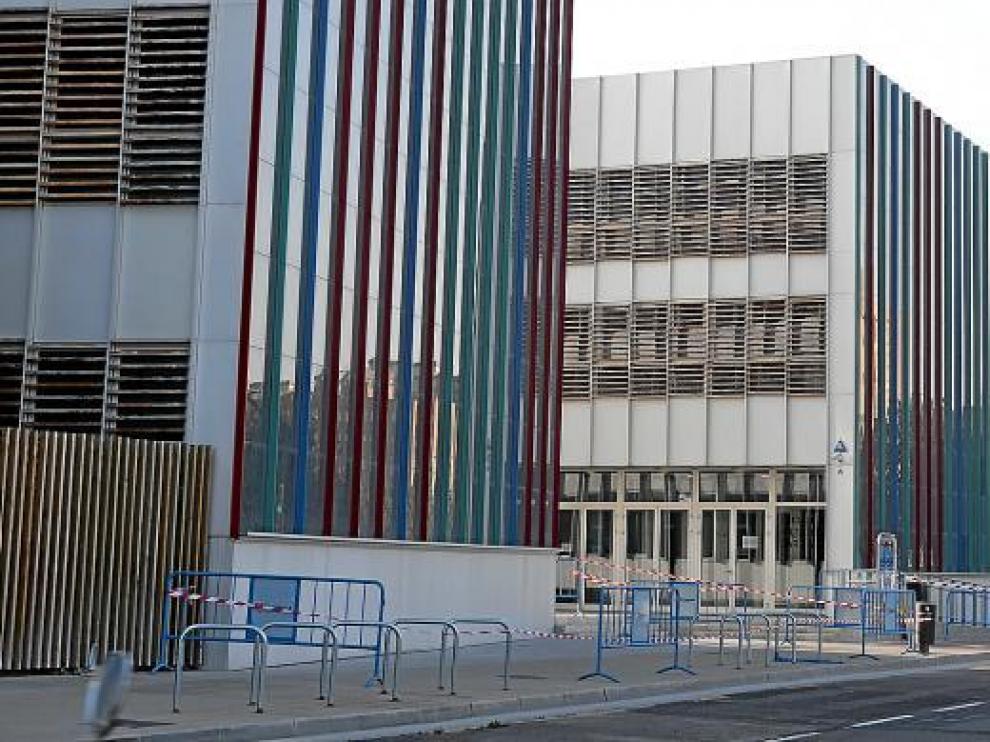 La Escuela de Arte de Zaragoza.