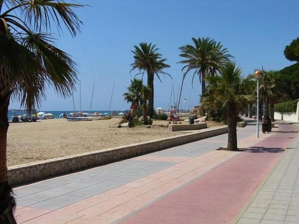 Un tramo del carril bici que une Salou y Cambrils