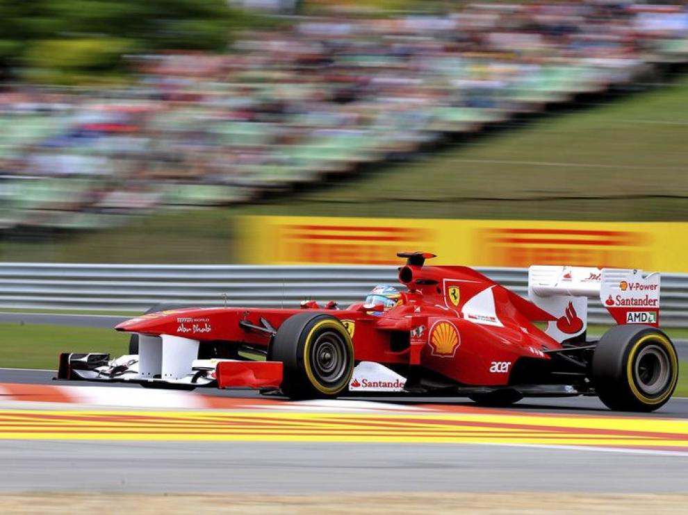 El piloto español Fernando Alonso, en los entrenamientos libres.