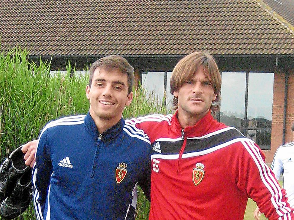 Leo Franco, a la derecha, ayer junto a Raúl Goni.