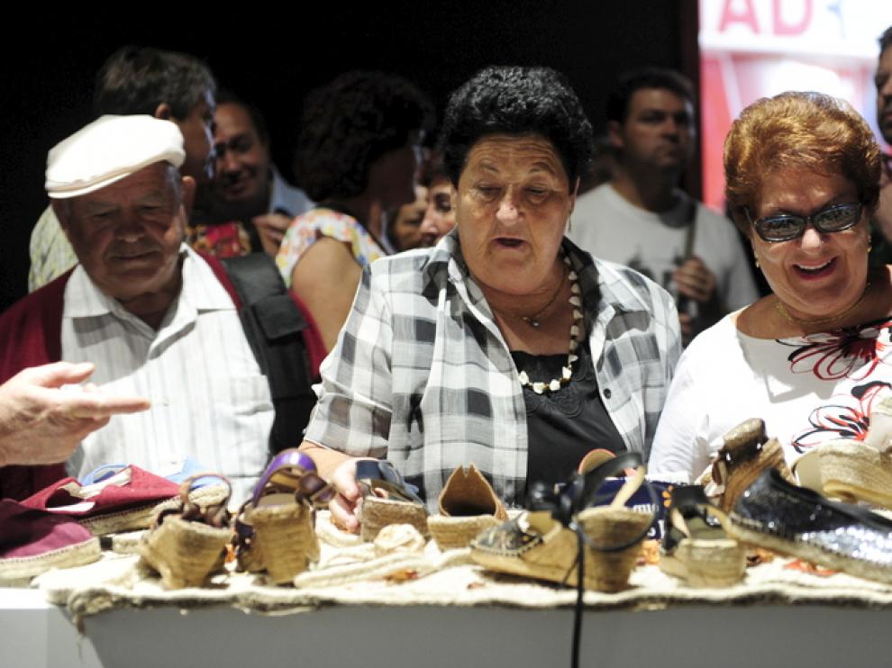 Ramón Pastor, en uno de sus talleres en Cervera del Río Alhama.