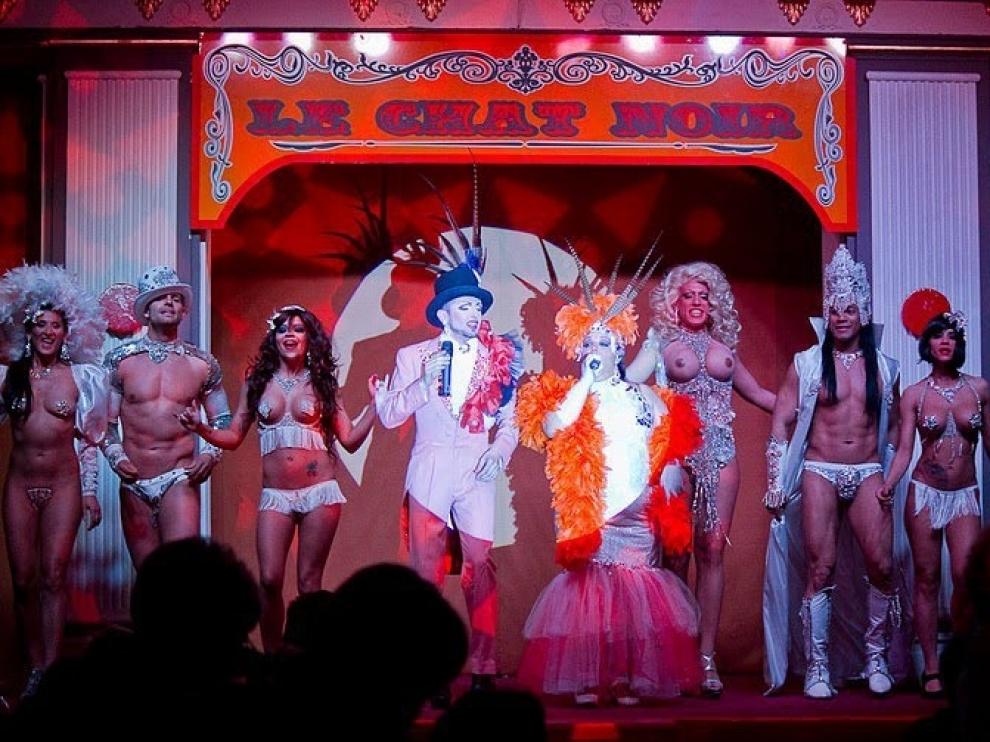 Esta es la retahíla de artistas del Cabaret Burlesque.