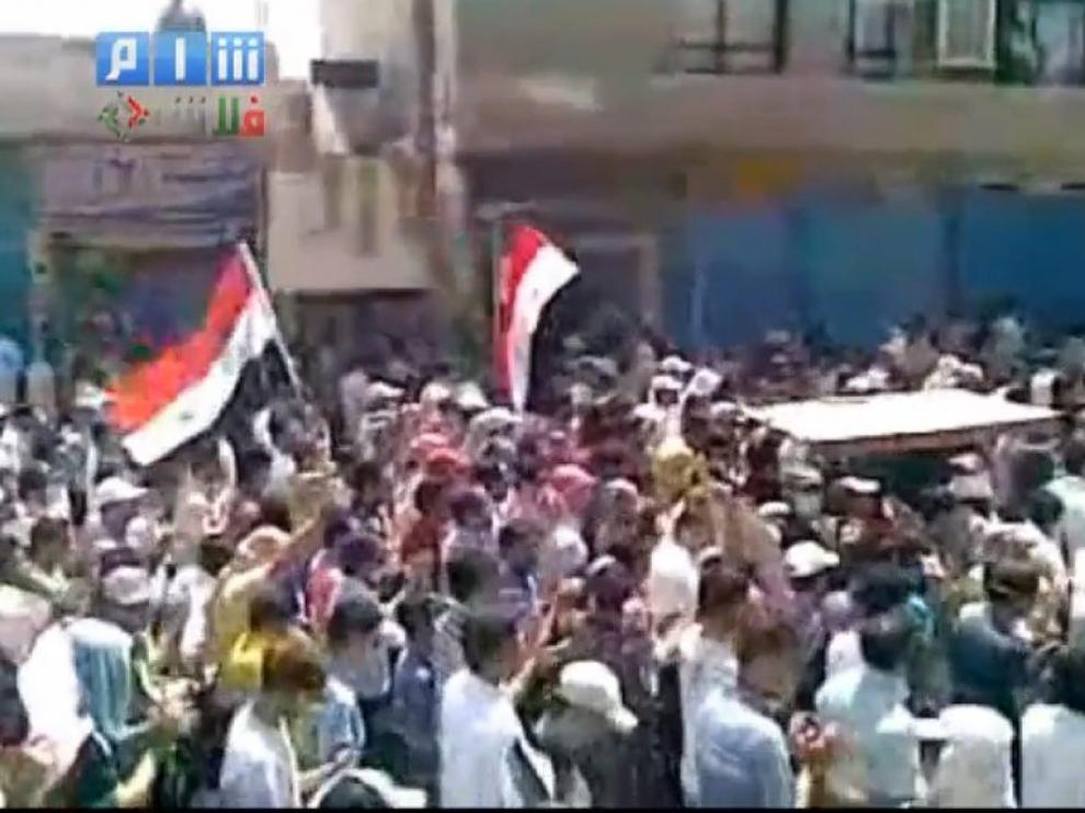Imagen de youtube de las protestas en Latakia