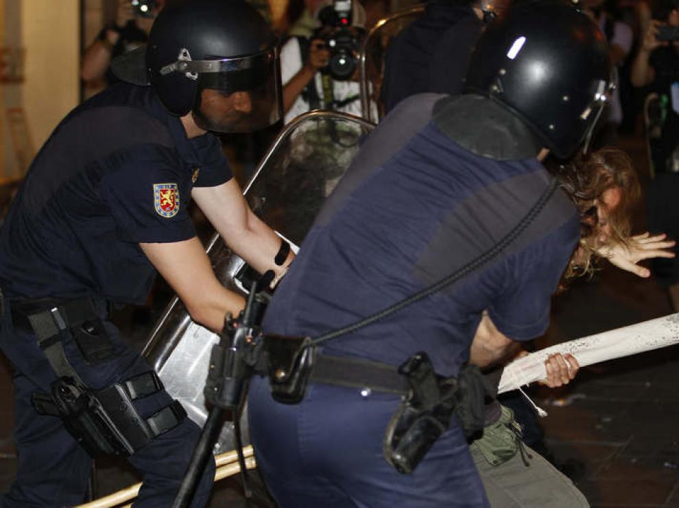 Carga policial en la Puerta del Sol de Madrid