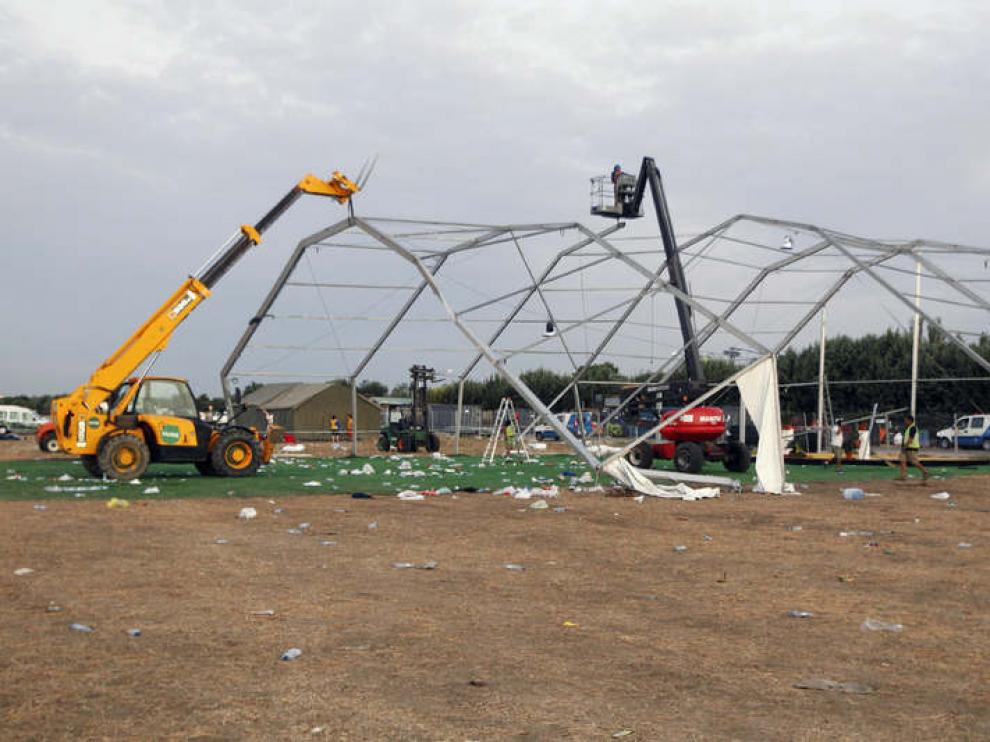 Carpas dañadas por la tormenta de Madrid