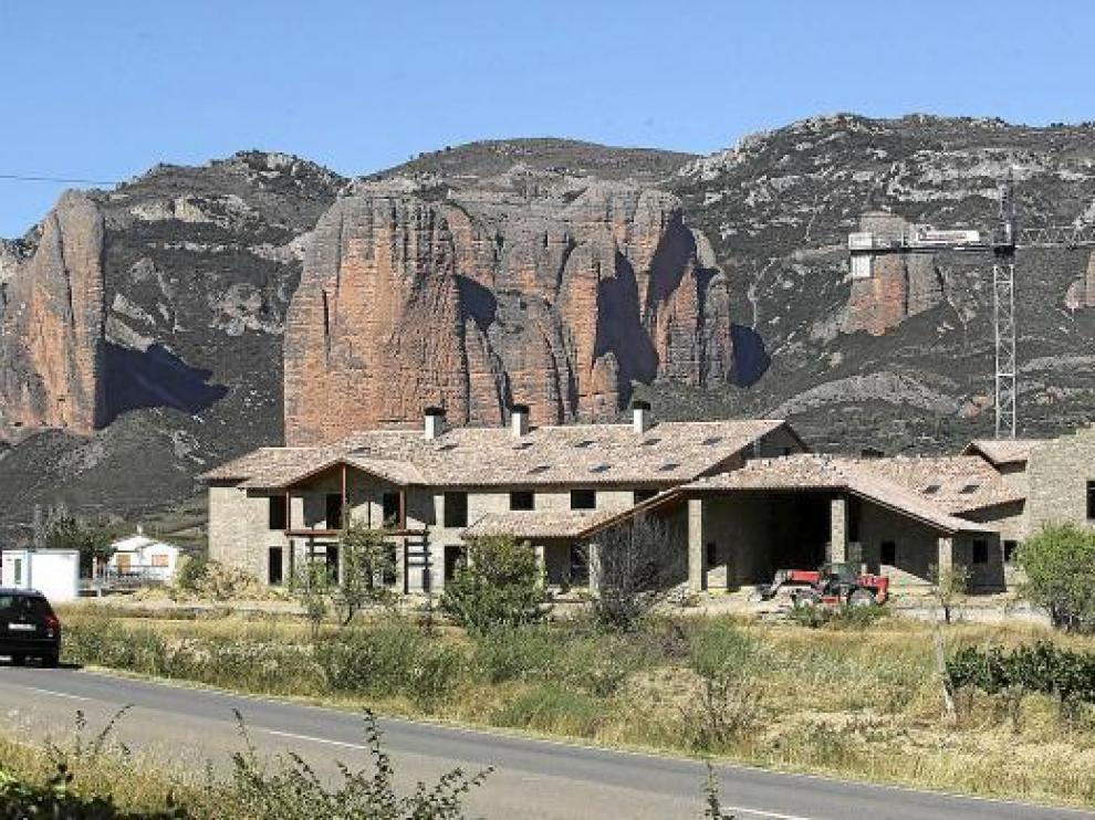 Santiago Castán es la segunda generación que sigue un negocio familiar que abrió en Murillo en 1965