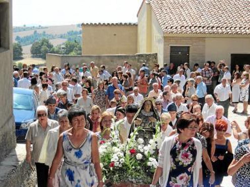 Los vecinos sacaron en procesión a Santa María Magdalena.