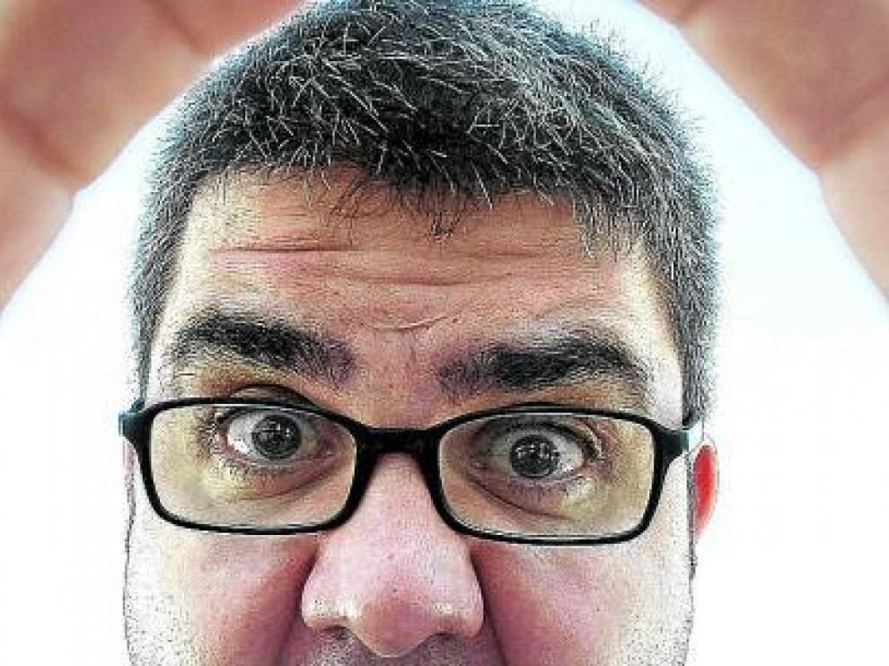 Florentino Fernández presenta 'Otra Movida' en Neox.