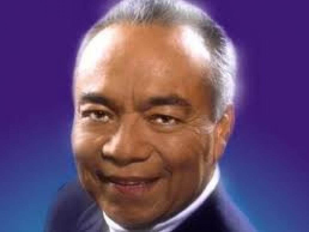 El cantante Enrique Cáceres