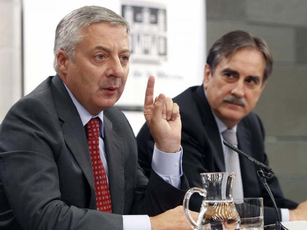 Los ministros josé Blanco y Valeriano Gómez