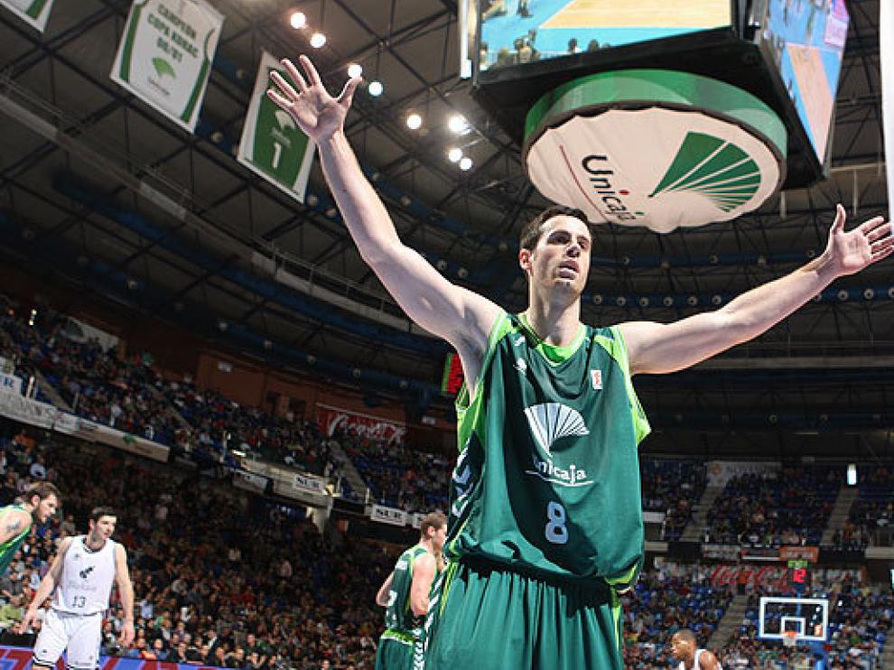 Almazán durante un partido con el Unicaja