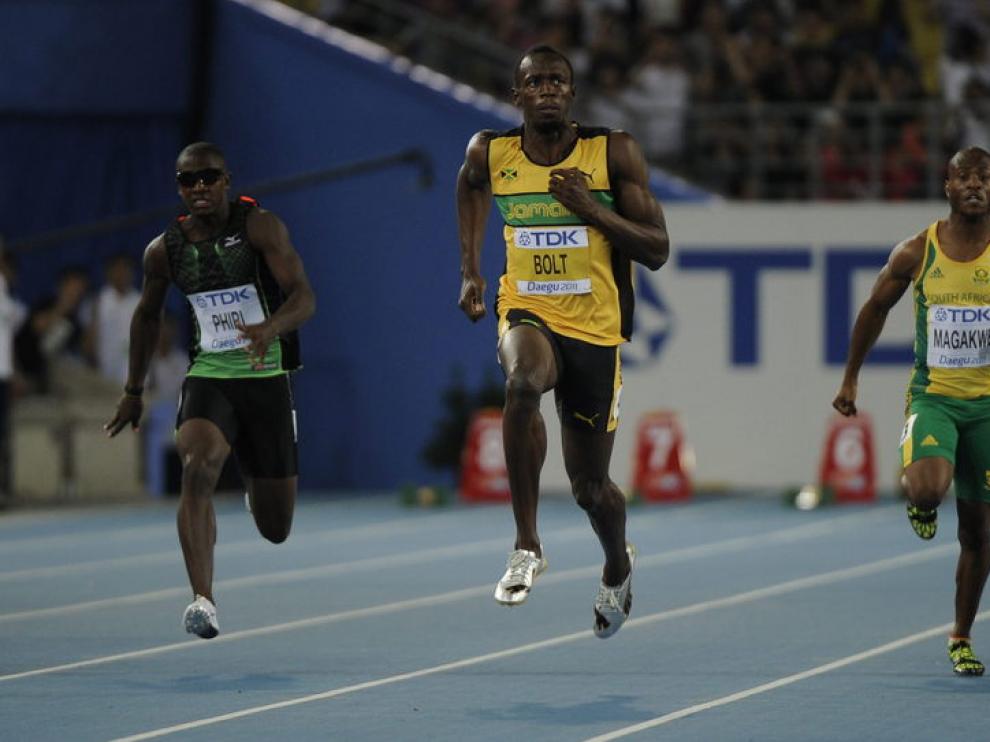 Bolt ganó su primera carrera sin ninguna dificultad