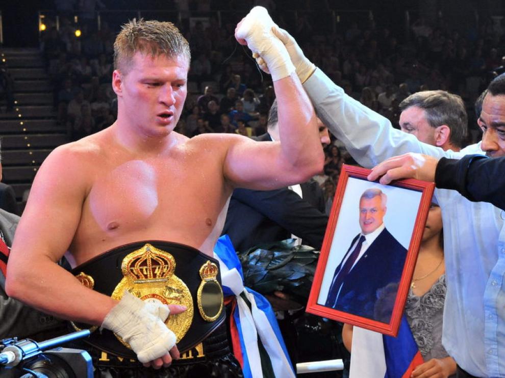 Povetkin, nuevo campeón mundial de los pesos pesados