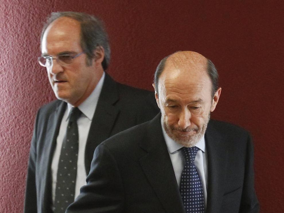 Rubalcaba junto al ministro de Educación, Ángel Gabilondo