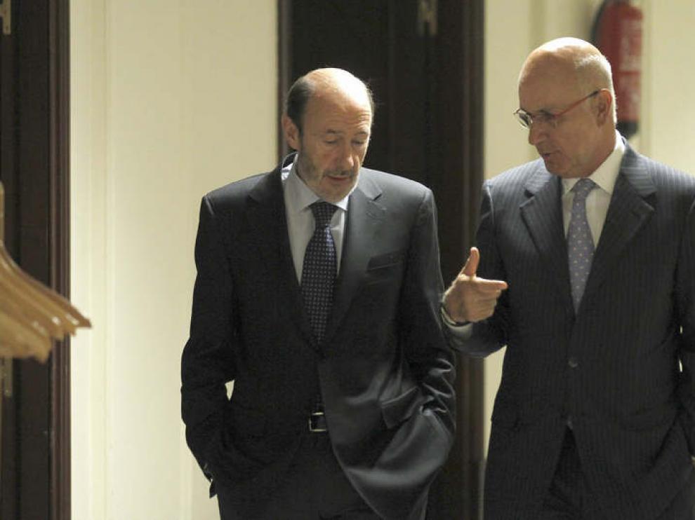 Rubalcaba y Durán, en un receso en el Congreso de los Diputados