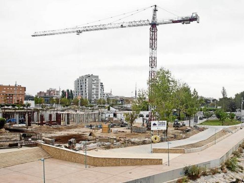 Vista de las obras desde el puente de la Almozara.