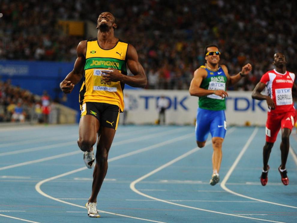 Bolt durante la pruba de 200 metros