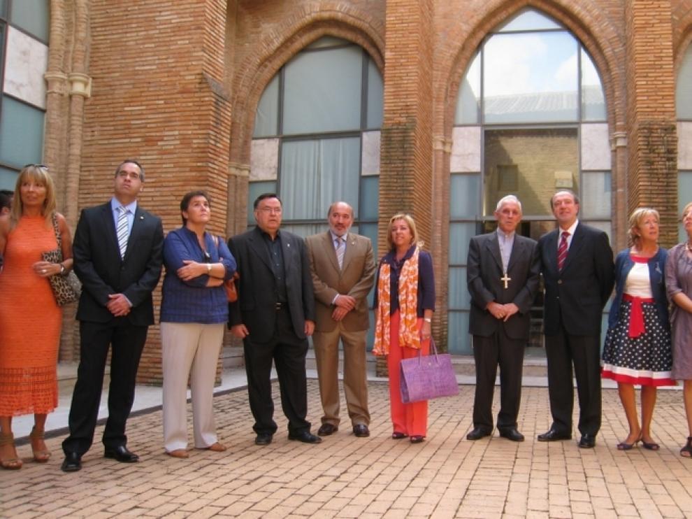 Dolores Serrat, en el centro de la imagen, este lunes en Calatayud