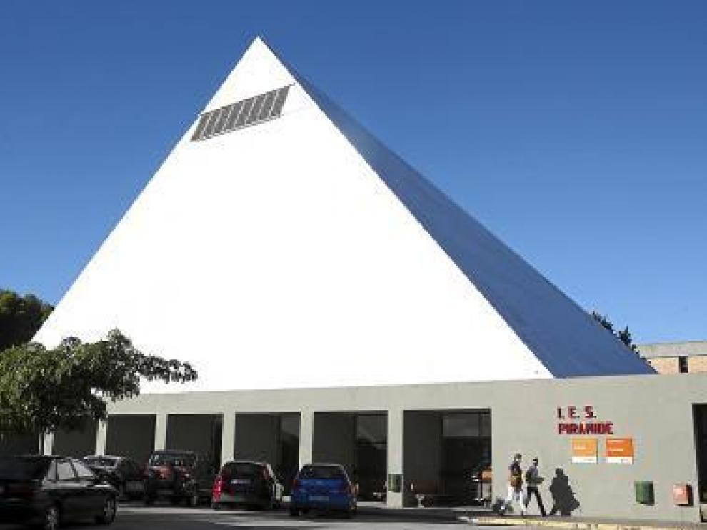 El instituto de Sariñena comenzó con recortes en el profesorado.