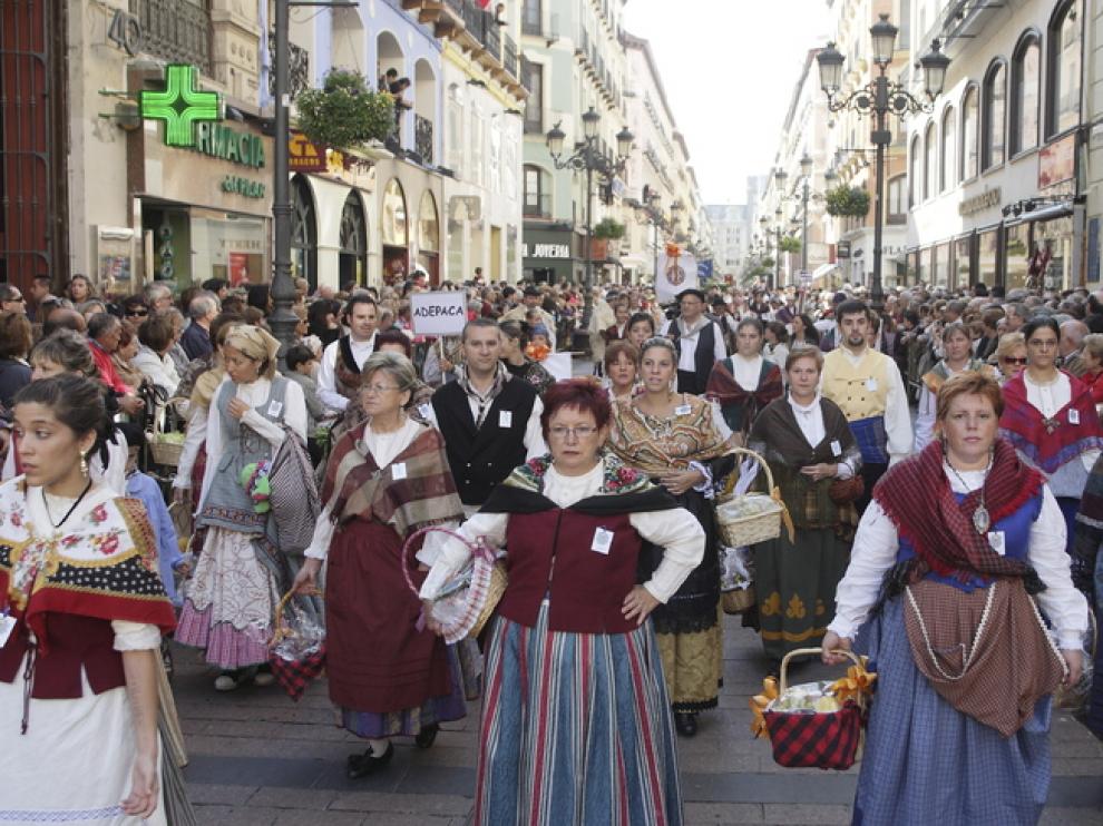 La Ofrenda de 2010, en la calle Alfonso