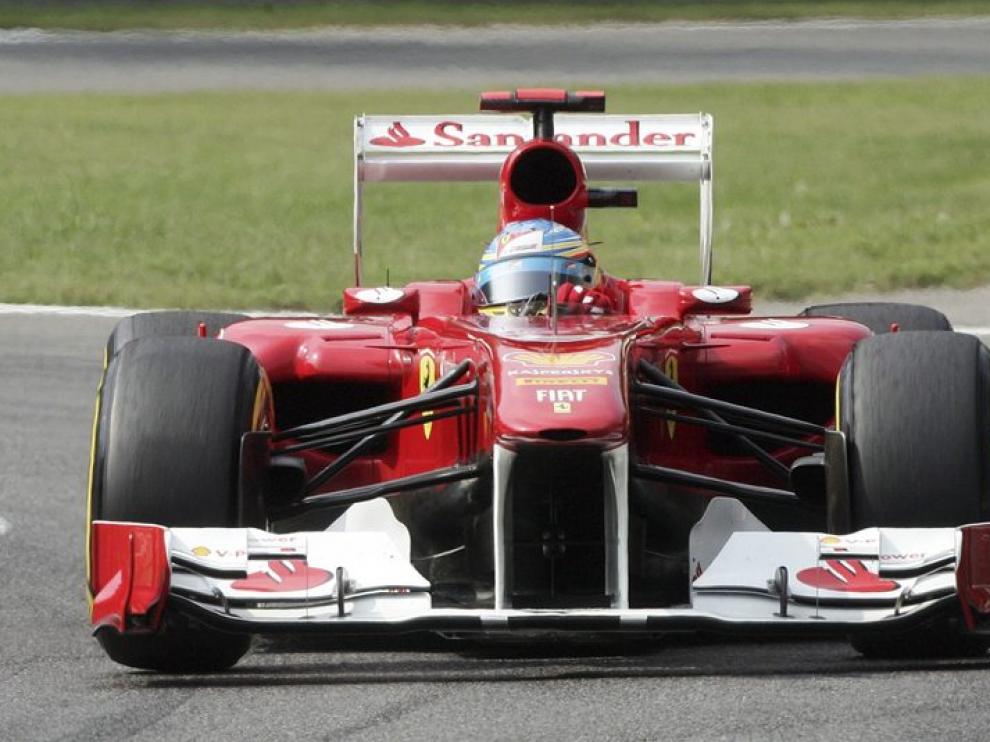 El piloto español Fernado Alonso durante el último entrenamiento libre del Gran Premio de Italia