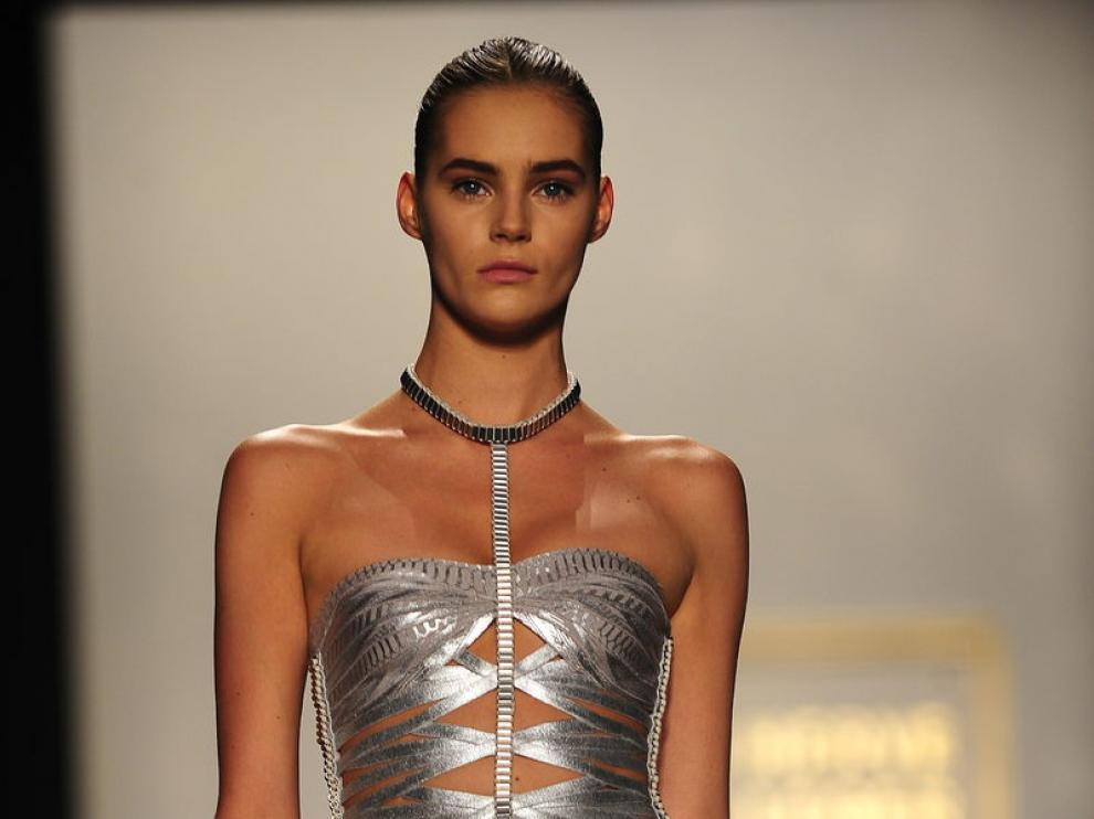 Un diseño de la firma Herve Leger