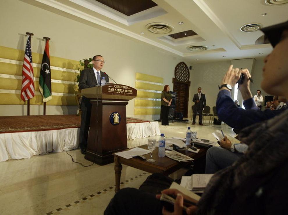 Jeffrey Feltman, secretario de Estado adjunto para Oriente Medio de EE. UU., en Trípoli