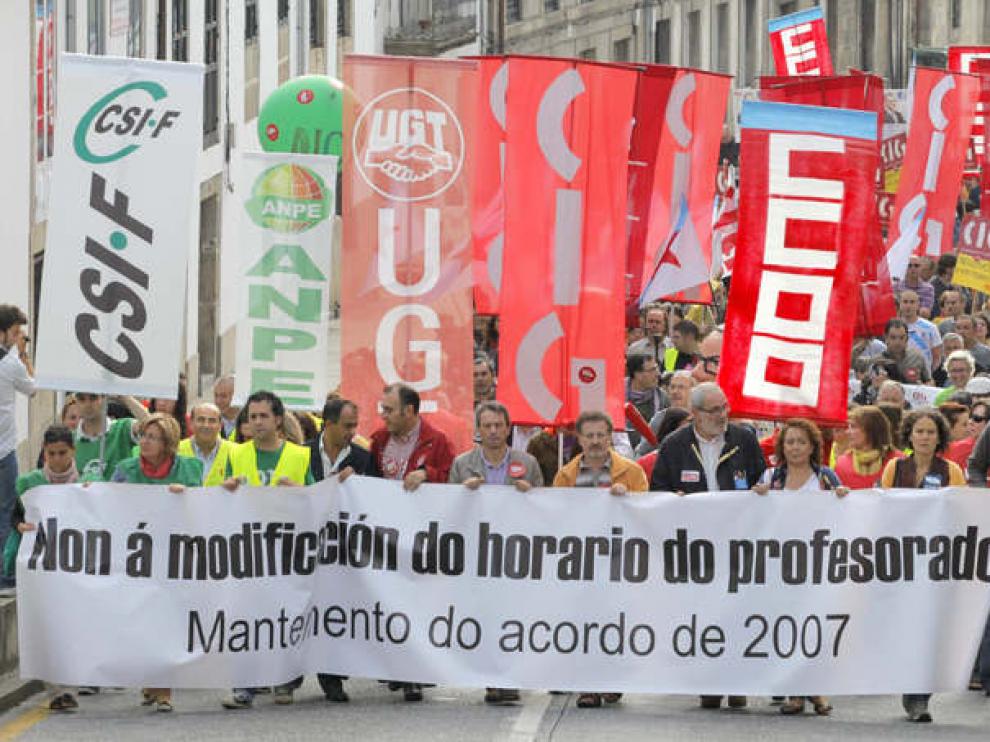 Miles de profesores se manifestaron este miércoles en Santiago de Compostela