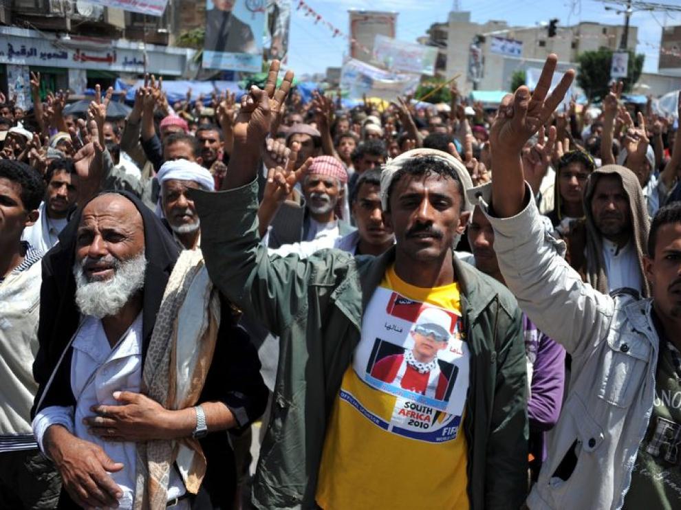 Opositores yemeníes se manifiestan contra el presidente Alí Abdalá Saleh en Saná