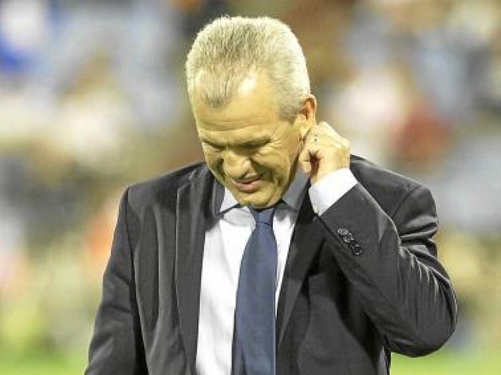 Javier Aguirre, durante el partido de ayer.