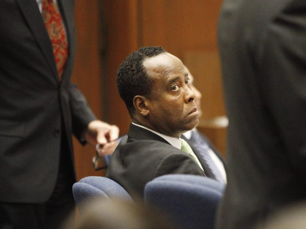 El médico de Michael Jackson, Conrad Murray, durante el proceso