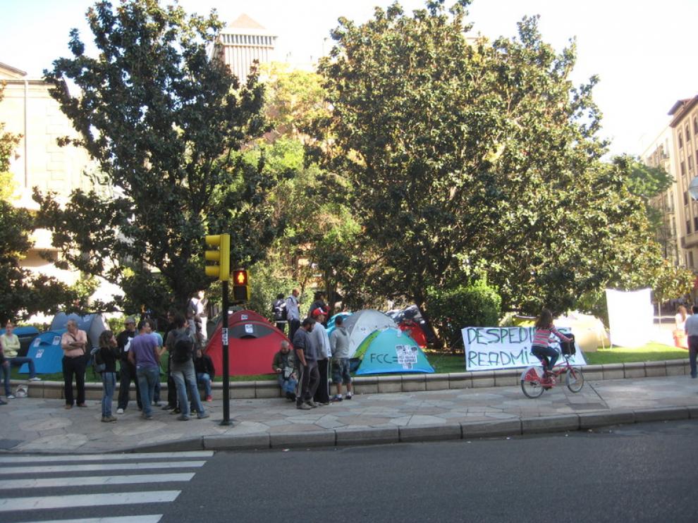 La acampada de los trabajadores de FCC Parques y Jardines