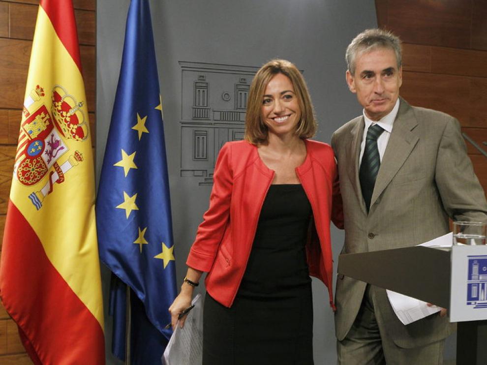 El ministro de Presidencia Ramón Jáuregui y la ministra de Defensa Carme Chacón