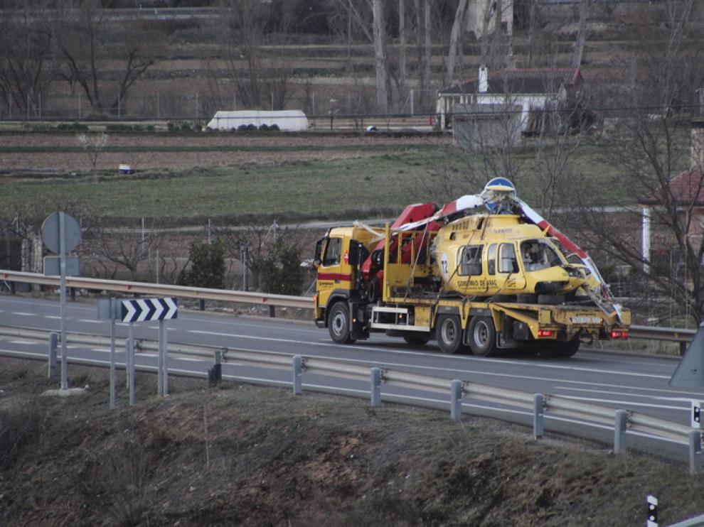 Los restos del helicóptero fueron trasladados a Madrid para su investigación.