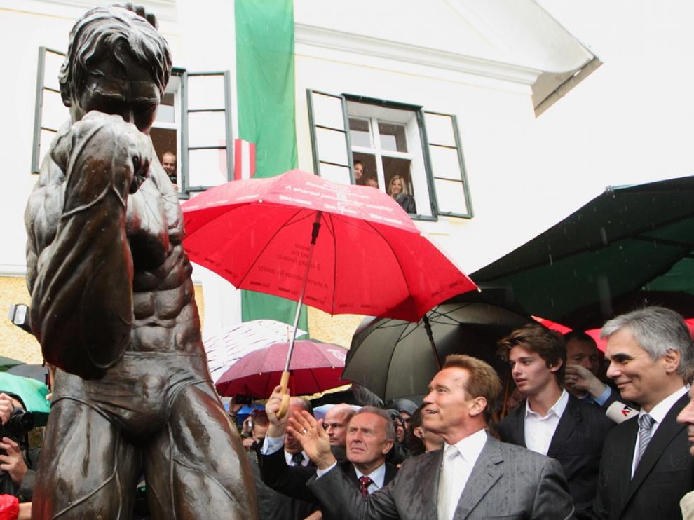 Arnold Schwarzenegger inaugura su museo