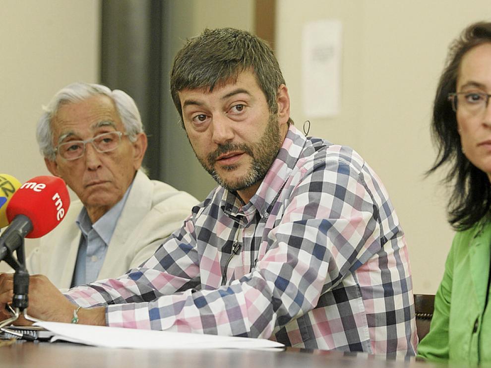 Los concejales José Mª Gella, Gerardo Oliván y Antonia Alcalá