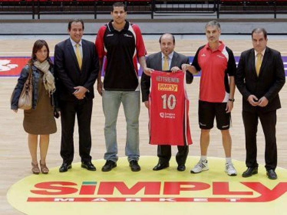 Presentación del nuevo patrocinador de basket Zaragoza