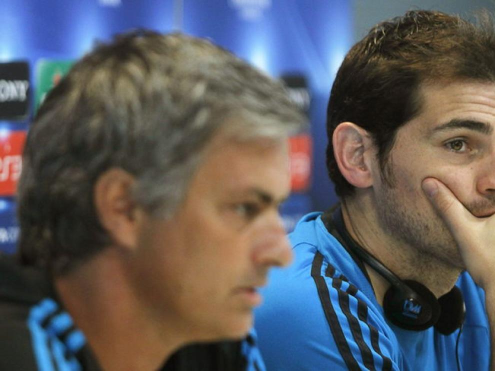 Jose Mourinho y Casillas en una foto de archivo