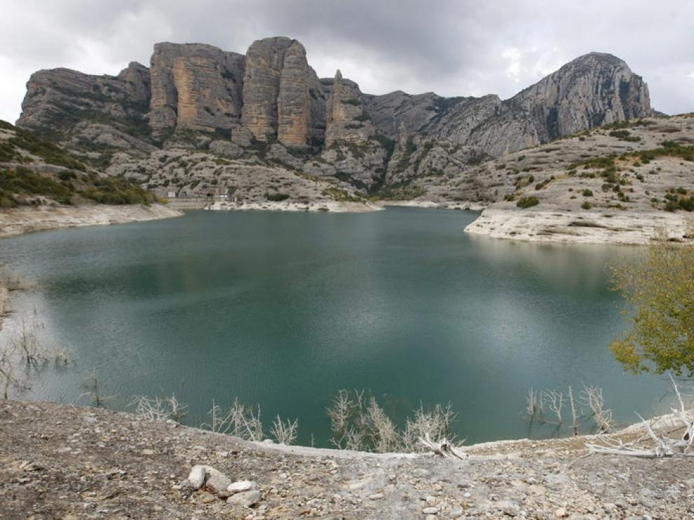Pantano de Vadiello en Huesca