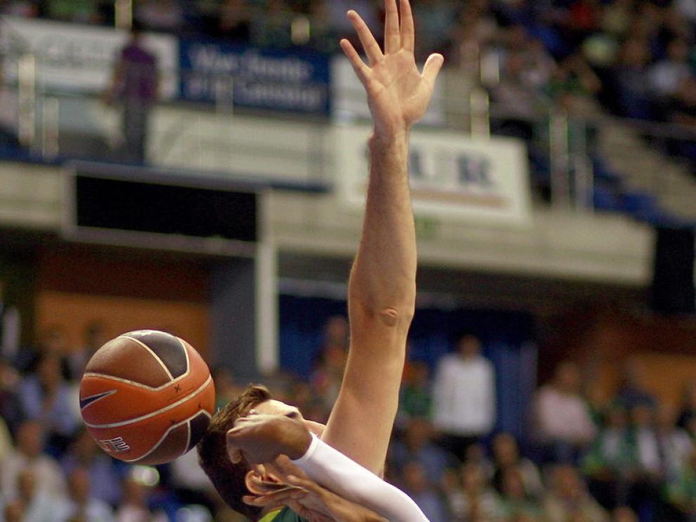Wright lanza ante Sinanovic
