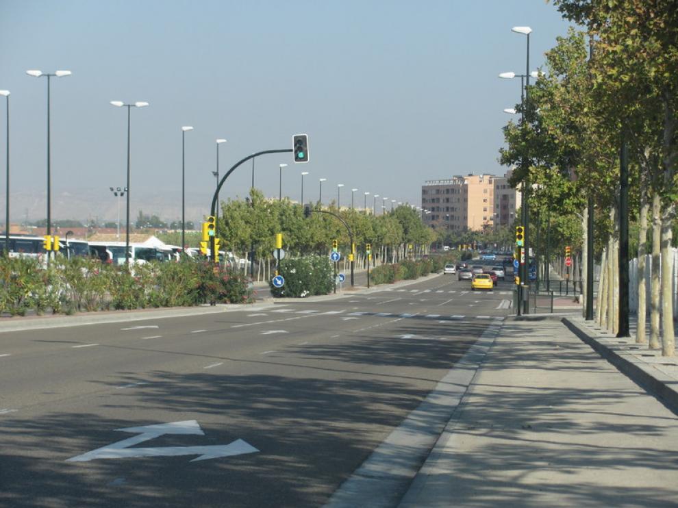 Calle de Ibon de Plan, al fondo Miralbueno