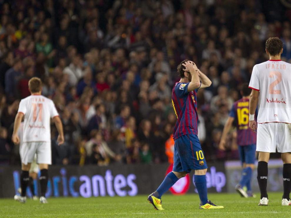 Messi se lamenta tras el fallo