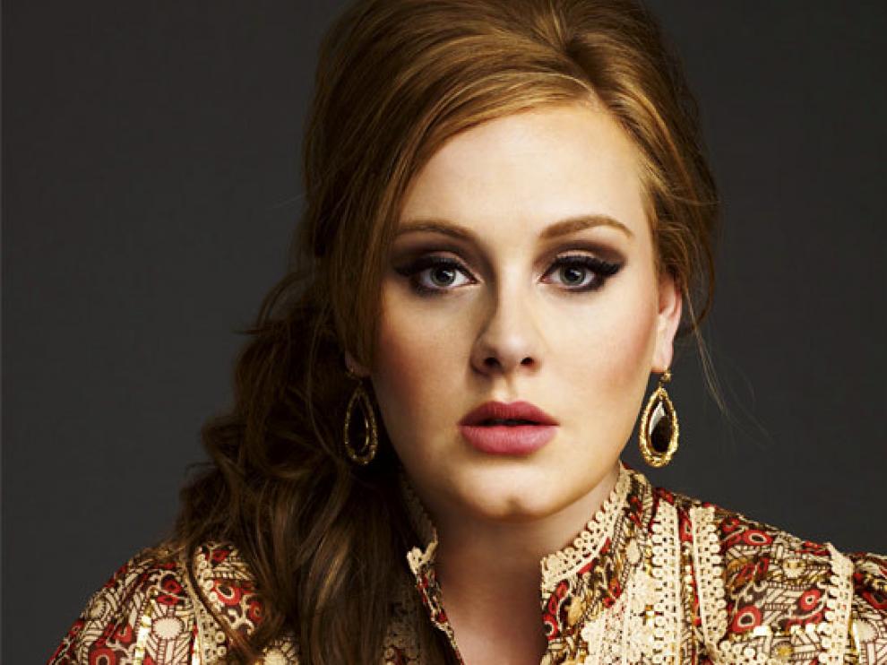 Imagen promocional de la cantante Adele
