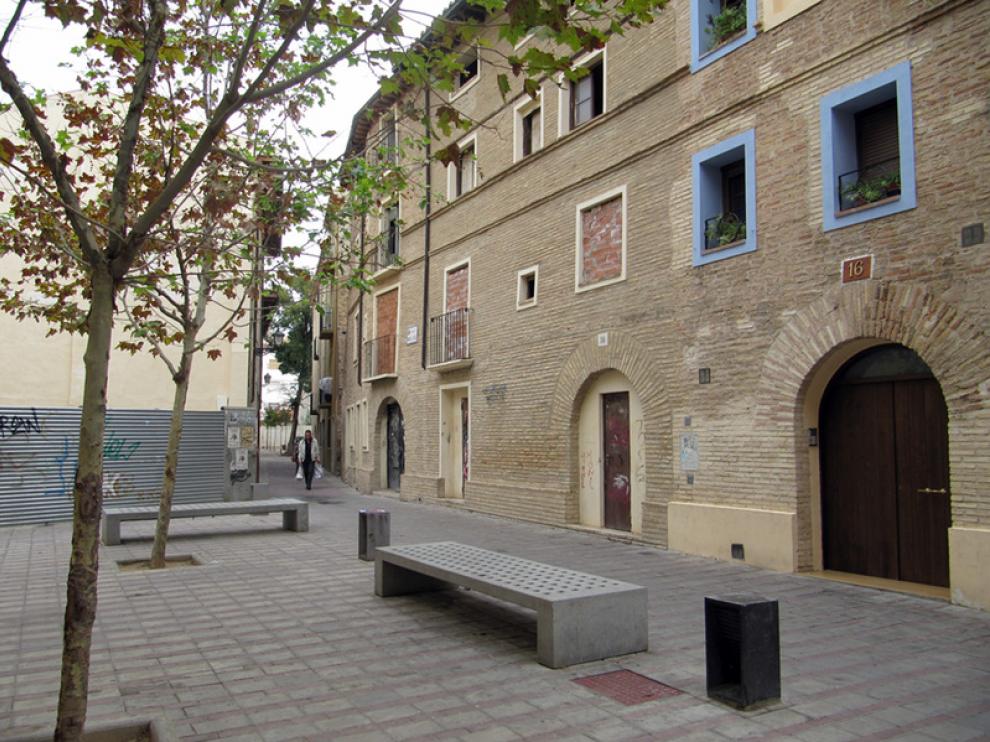 Calle Manuel Lacruz, en el casco histórico del Arrabal, donde hay proyectadas varias VPO
