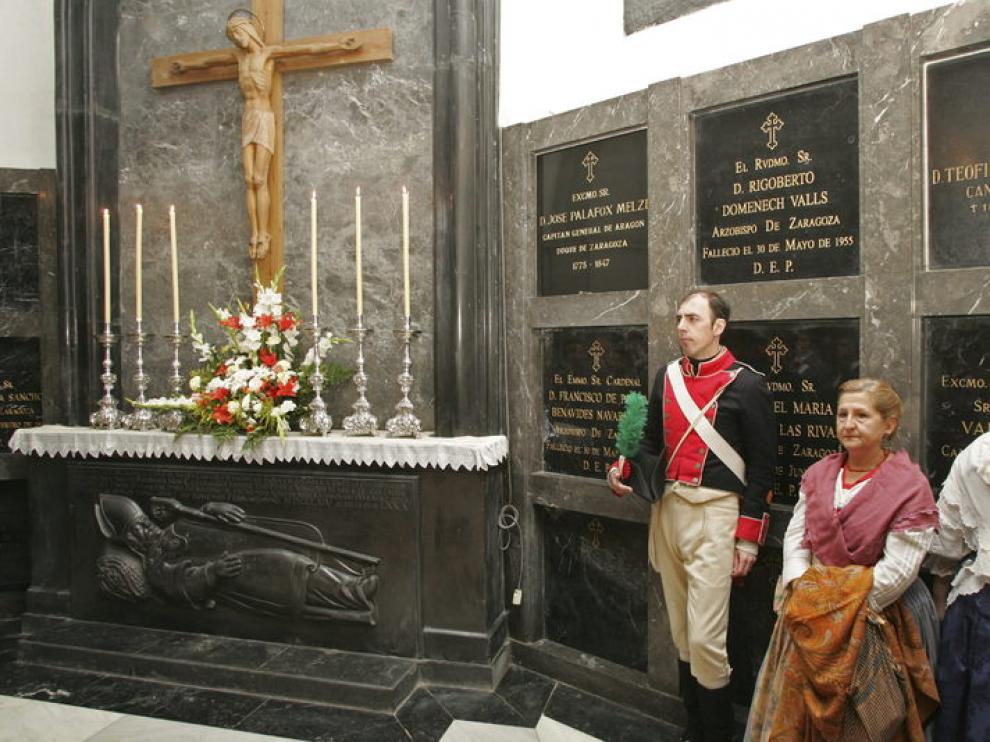 Imagen de un acto en la cripta del Pilar