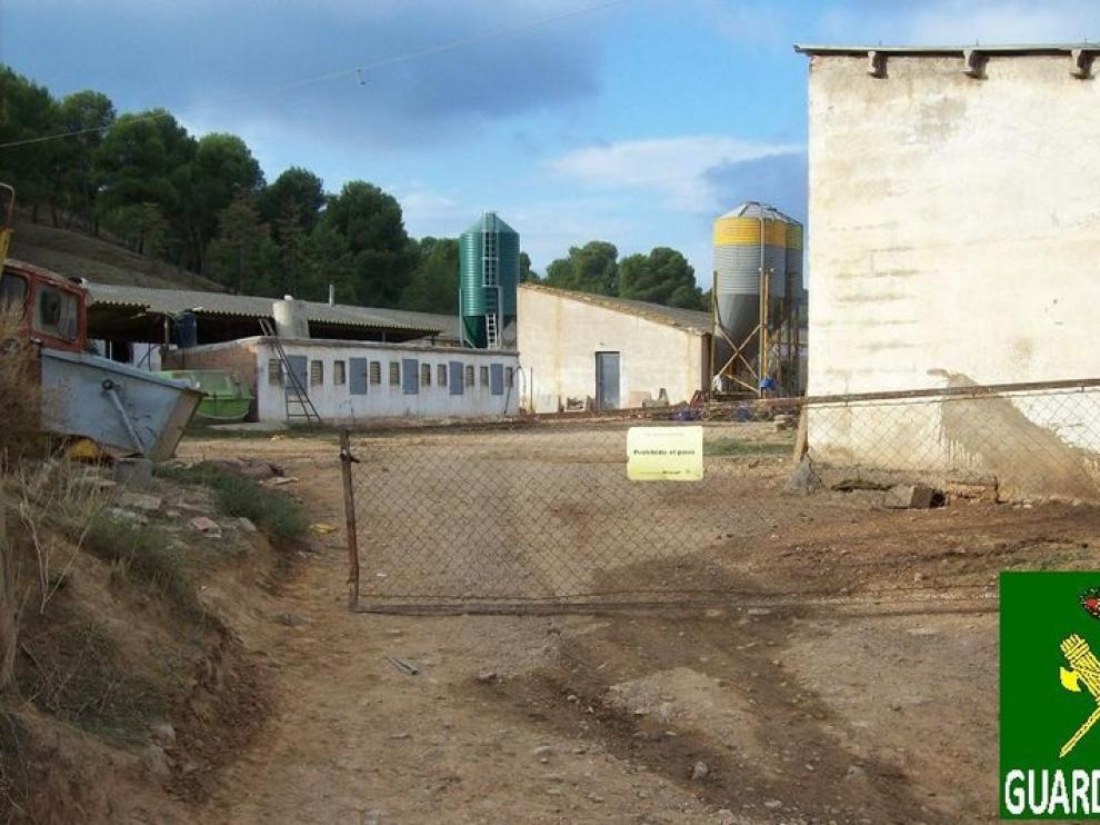Puerta de acceso a la granja en la que sucedieron los hechos